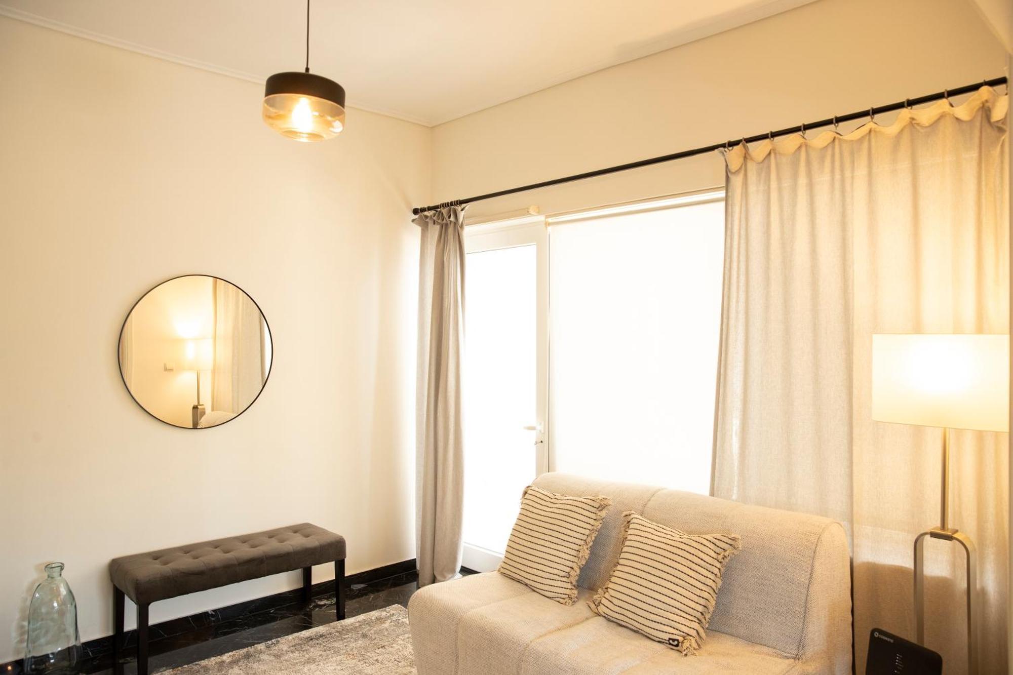 Spacious Glyfada Golf 4Br -Near Beach + Shops Athen Exterior foto